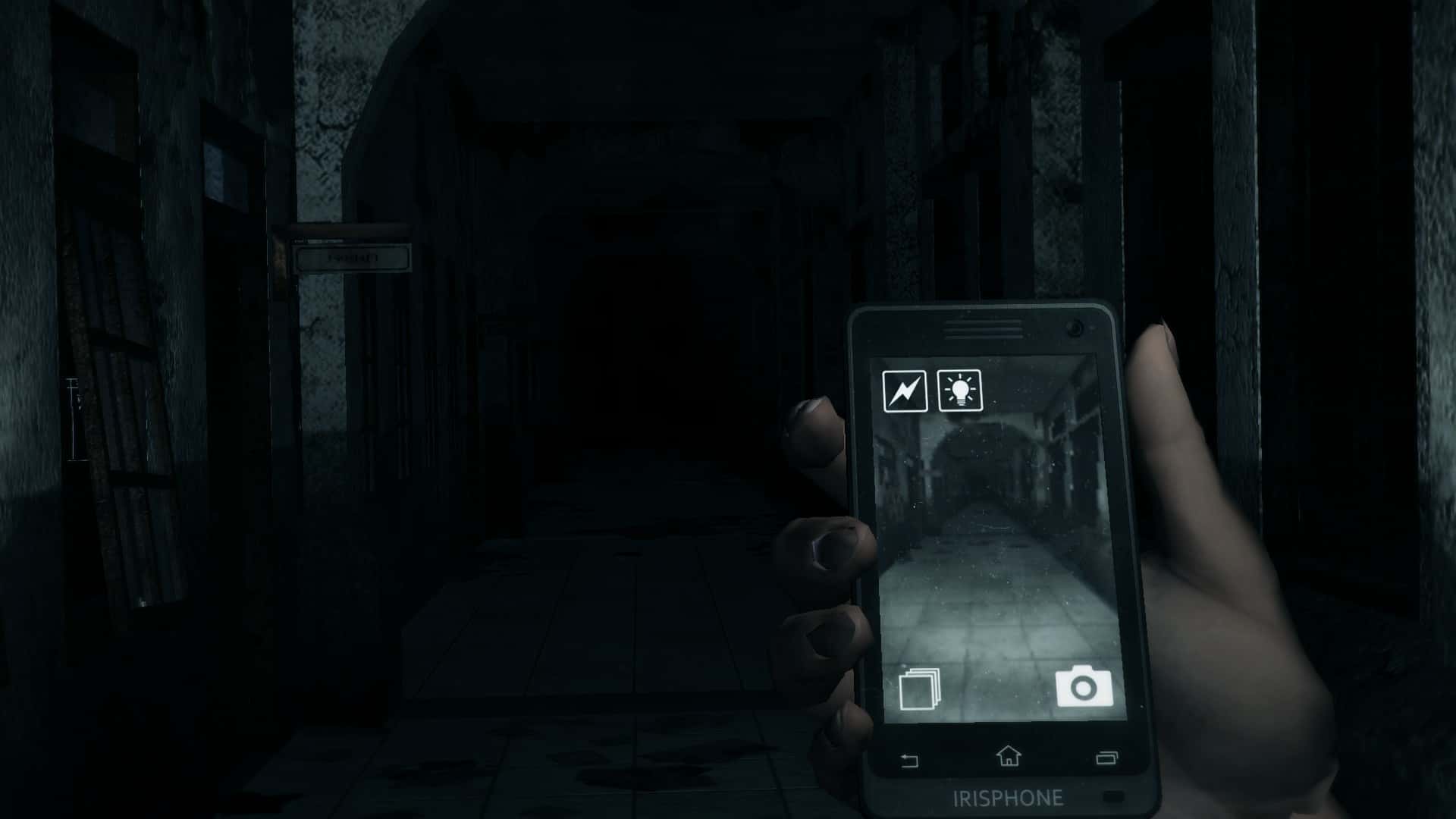 #5. DreadOut (GOG) 由: Digital Happiness